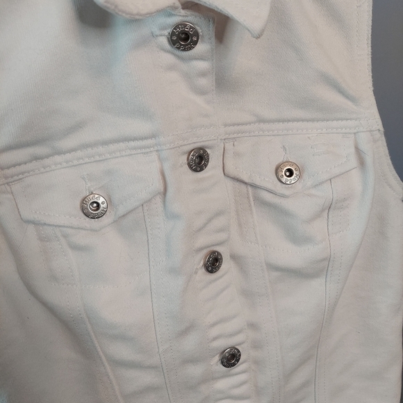 Mudd White Denim Vest Size Medium Juniors - Picture 2 of 8